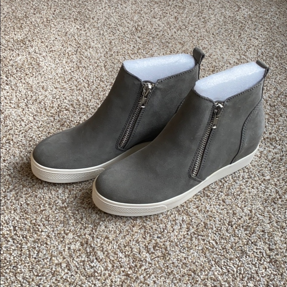 Steve Madden Suede Wedgie Sneaker